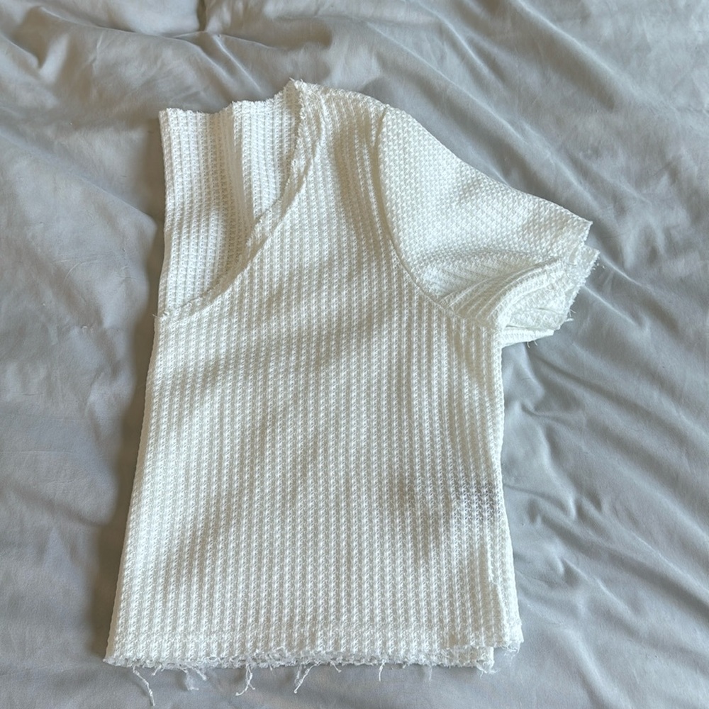 White SHEIN v neck crop top